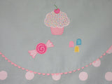 Cupcake Doorway Puppet Theater Applique