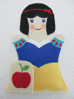 Snow White Puppet Set